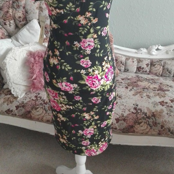 FLORAL PRINT MOCK NECK BLACK MID DRESS ANASTASIA - Picture 6 of 8
